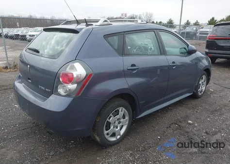 2009 Pontiac Vibe z USA, uszkodzony, nr VIN 5Y2SM670X9Z470115